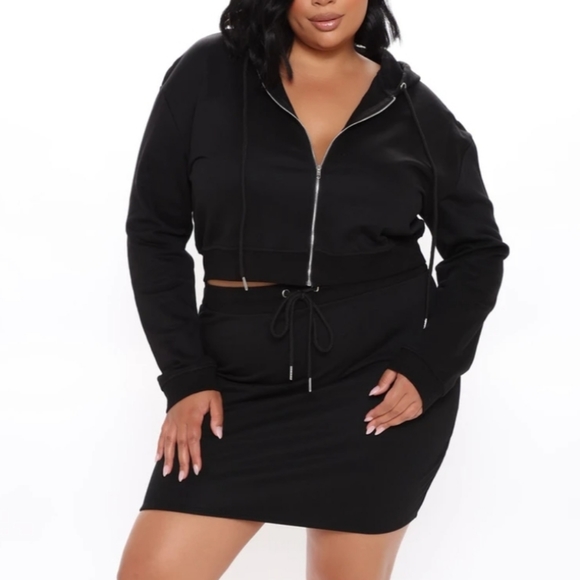 Matching set - Picture 2 of 3